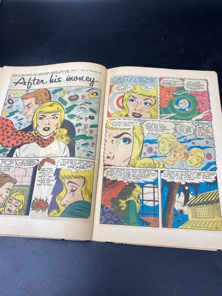 YOUNG LOVE ROMANCE COMIC (MI1065888)