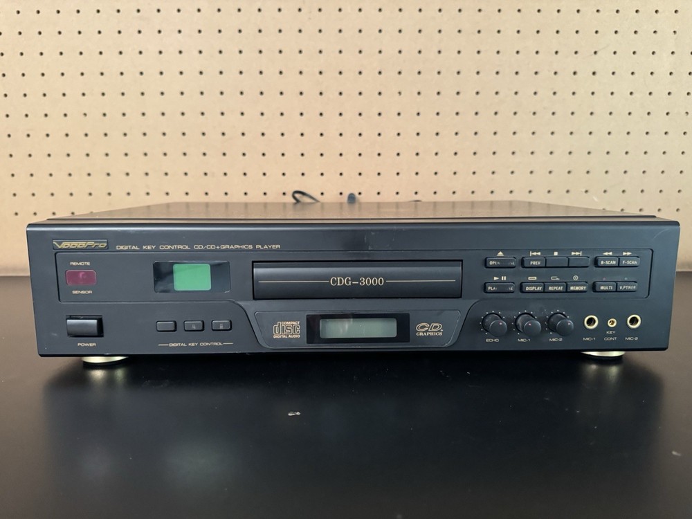 VocoPro CDG-3000 Digital Audio/Compact Disc Player System