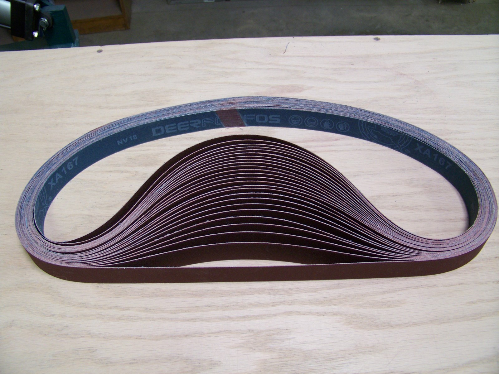 PREMIUM S/C, WATERPROOF SANDING BELTS 1" X 42", 10 - PACK, 600-GRIT