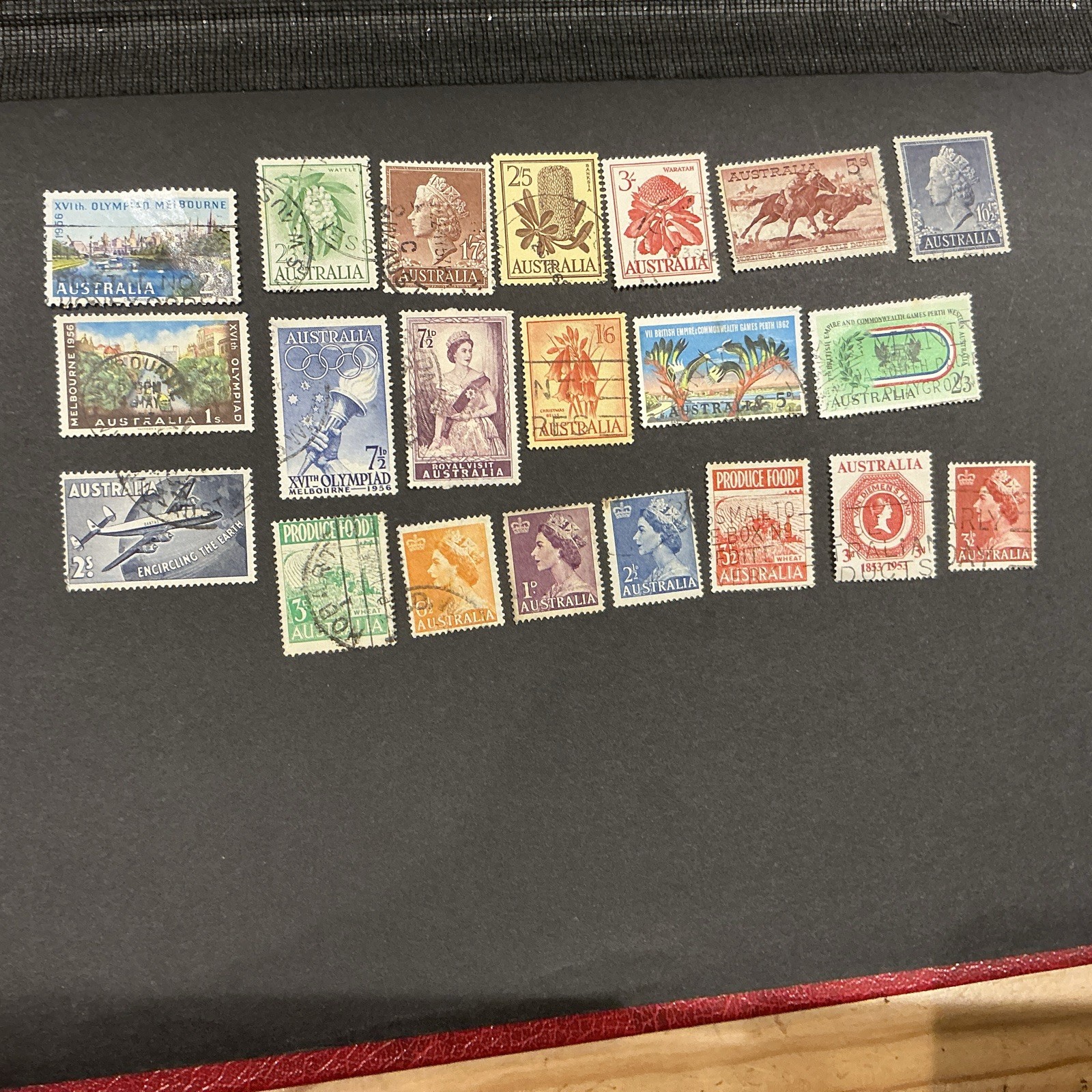 76 Australian, Australian Stamps Early Queen Elizabeth ll Used #7a