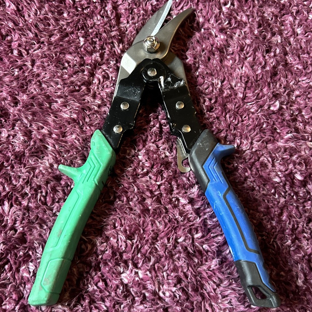 K.balt 5300912 Offset Right Cut Aviation Snips