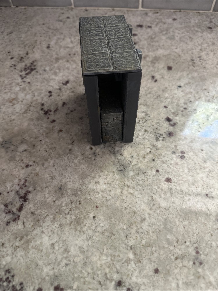Dwarven Forge Castle Builder From Kickstarter Straight Wall, With Arrow Slit 4”
