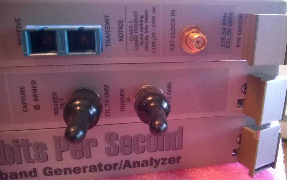 Adtech AX/4000 2.488 Gbits Second Broadband Generator/Analyzer P/N 400320