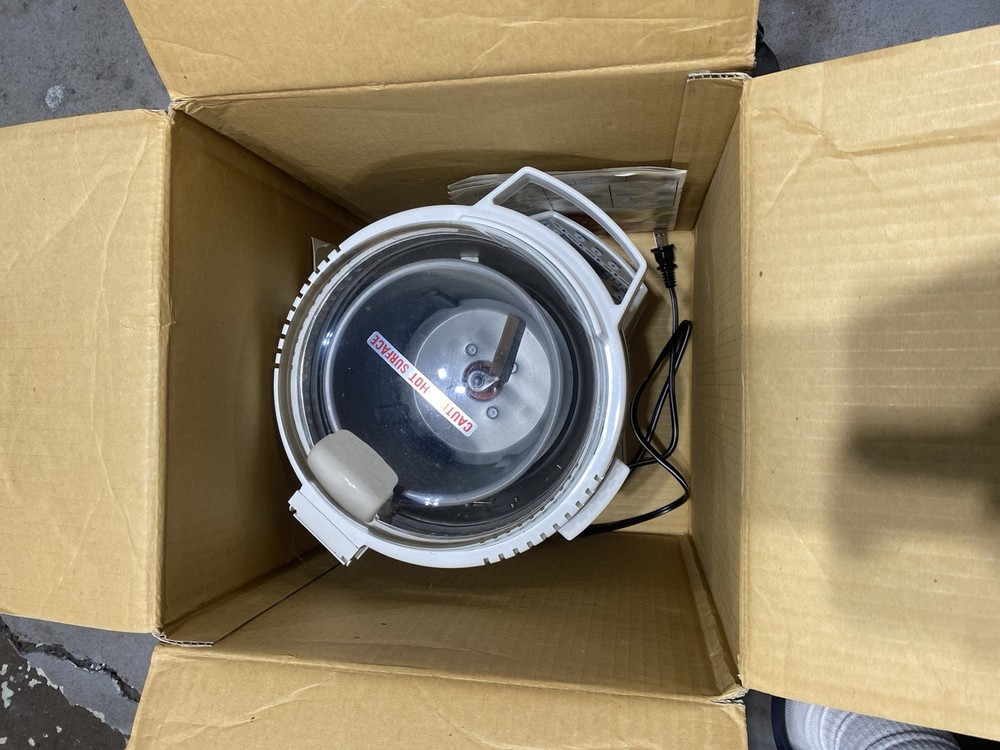 Wel-Bilt ABM-100 Bread Machine White Observation Dome Micro-Computer Control