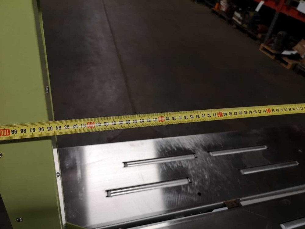 Automatic strapping machine