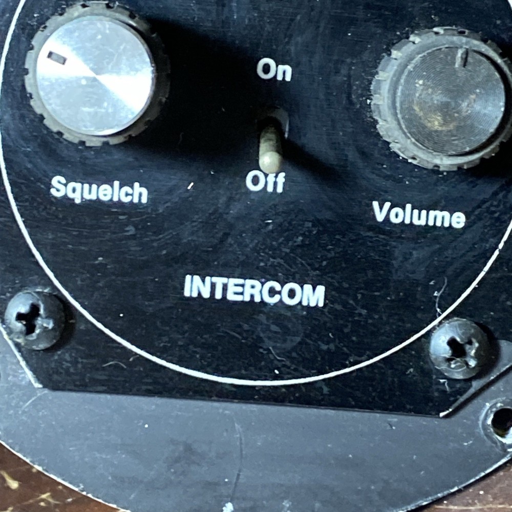 Oregon Avionics Intercom Switch ICS-40 (AP9)