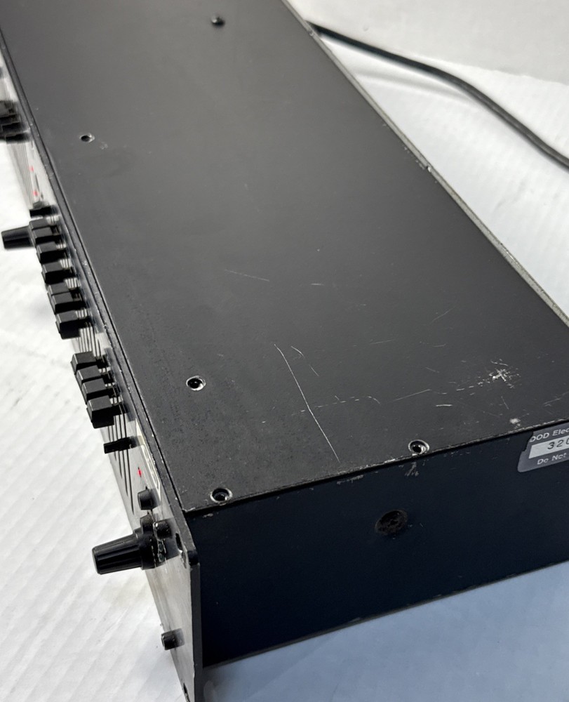 DOD R-830 C SERIES GRAPHIC EQUALIZER