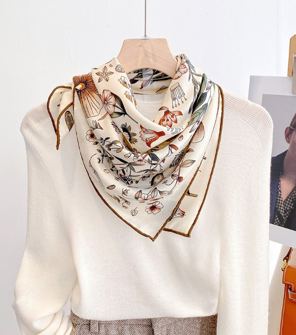 70% Cashmere 30% Silk Shawl Scarf flower Print Neckerchief 65X65cm Bandana wrap
