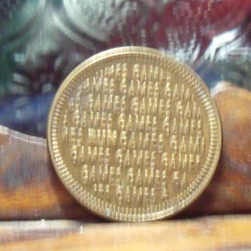 FAMILY FUNJUNGLE ARCADE TOKEN REVERSE GAMES, GAMES ECT.