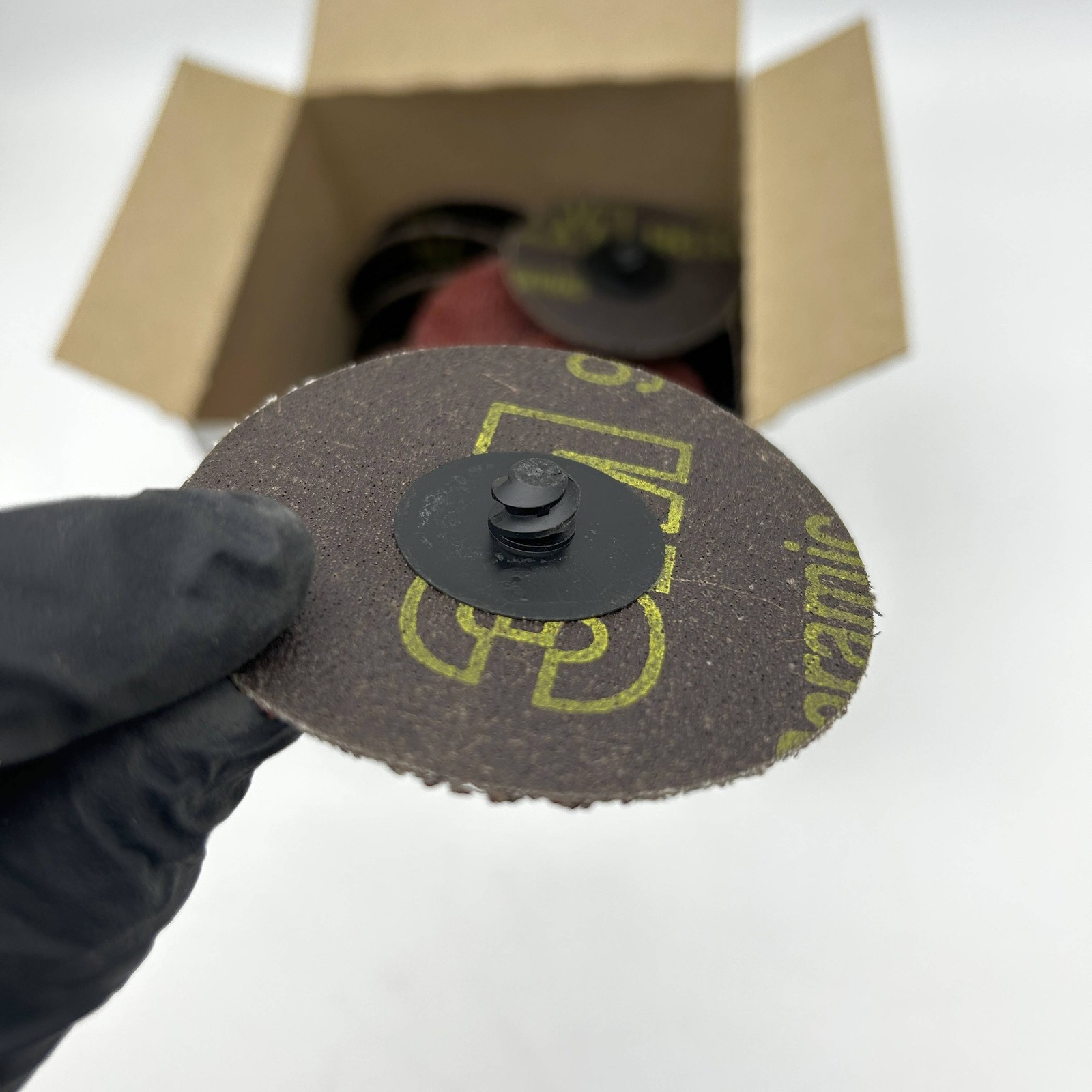 3M Roloc 11108 Disc 3in TR 963G 24 Grit Very Course Quick Change Ceramic 50pk