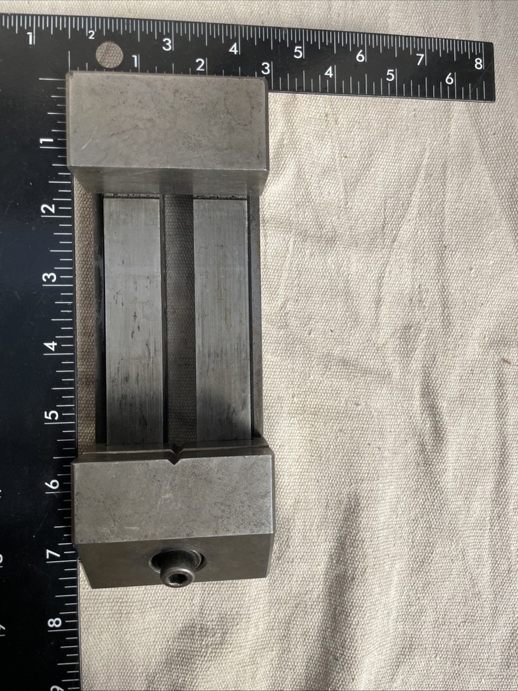 Precision Machinist Vise (inv#B23)