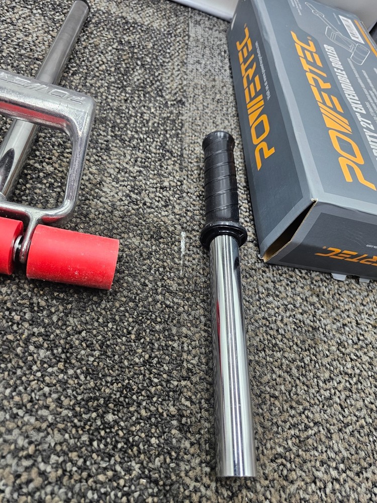 POWERTEC 71033V Extendable Floor and Wall Roller 27" Heavy Duty