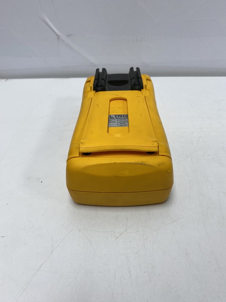 Fluke 724 Process and Temperature Calibrator