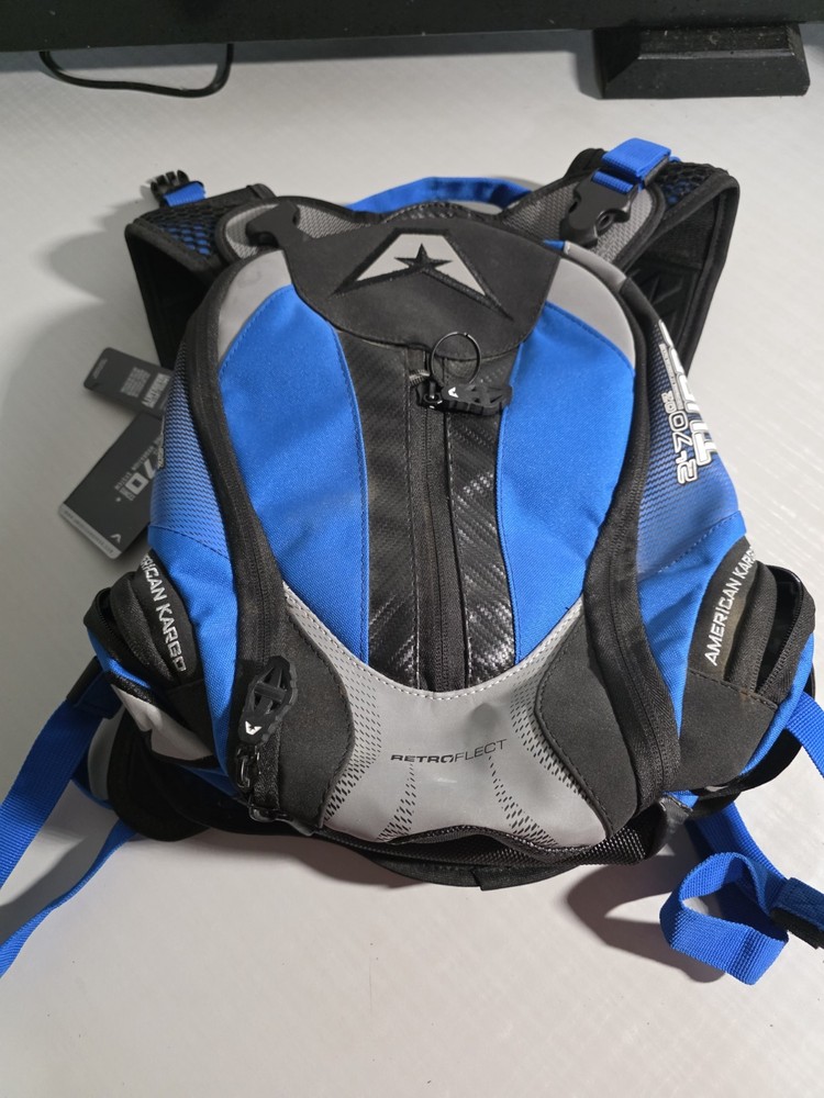 AMERICAN KARGO HYDRATION  PACK 3519-0009 NEW W/TAGS