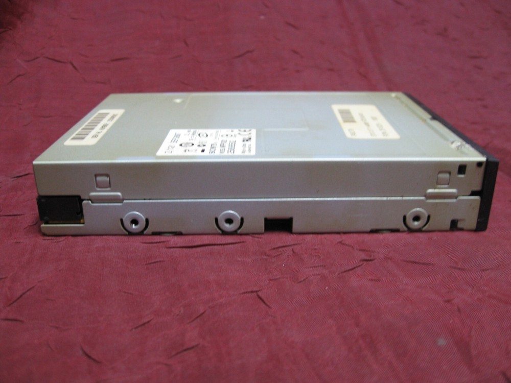 Sony MPF920 3.5" Internal Floppy Drive - Black See Description