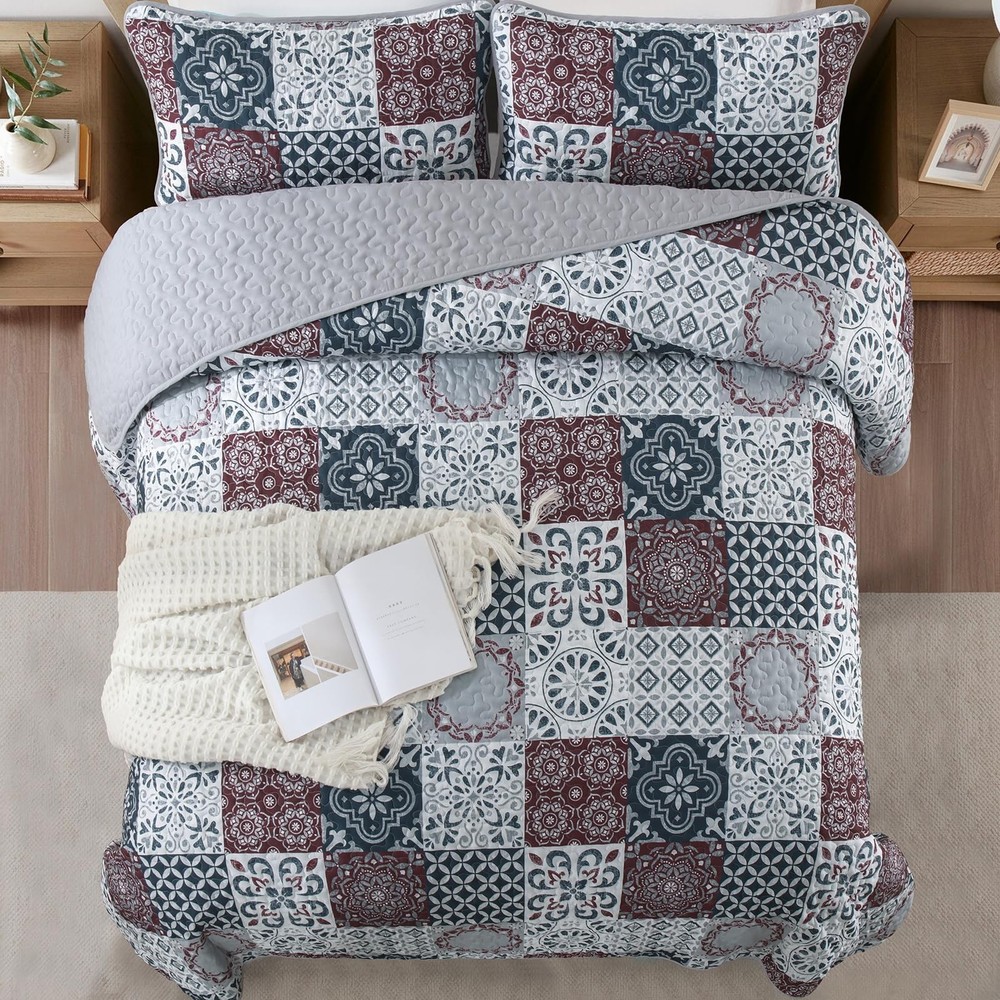 Dobuyly Patchwork Quilt Set Queen Size Boho Plaid Bedspread Queen, Red Grey