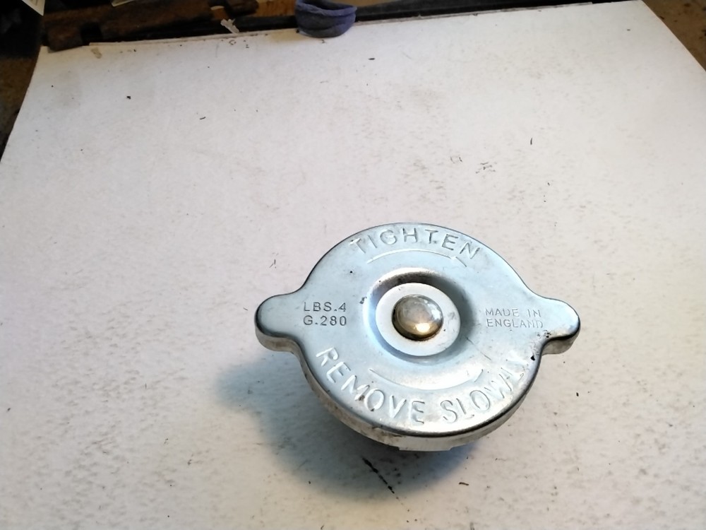 Triumph Tr Radiator Cap