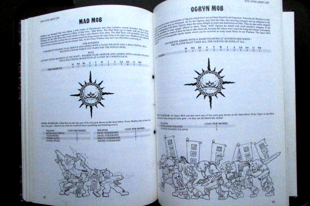 OOP Citadel / Warhammer 40k / Rogue Trader Space Orks Freebooterz Hardback Book