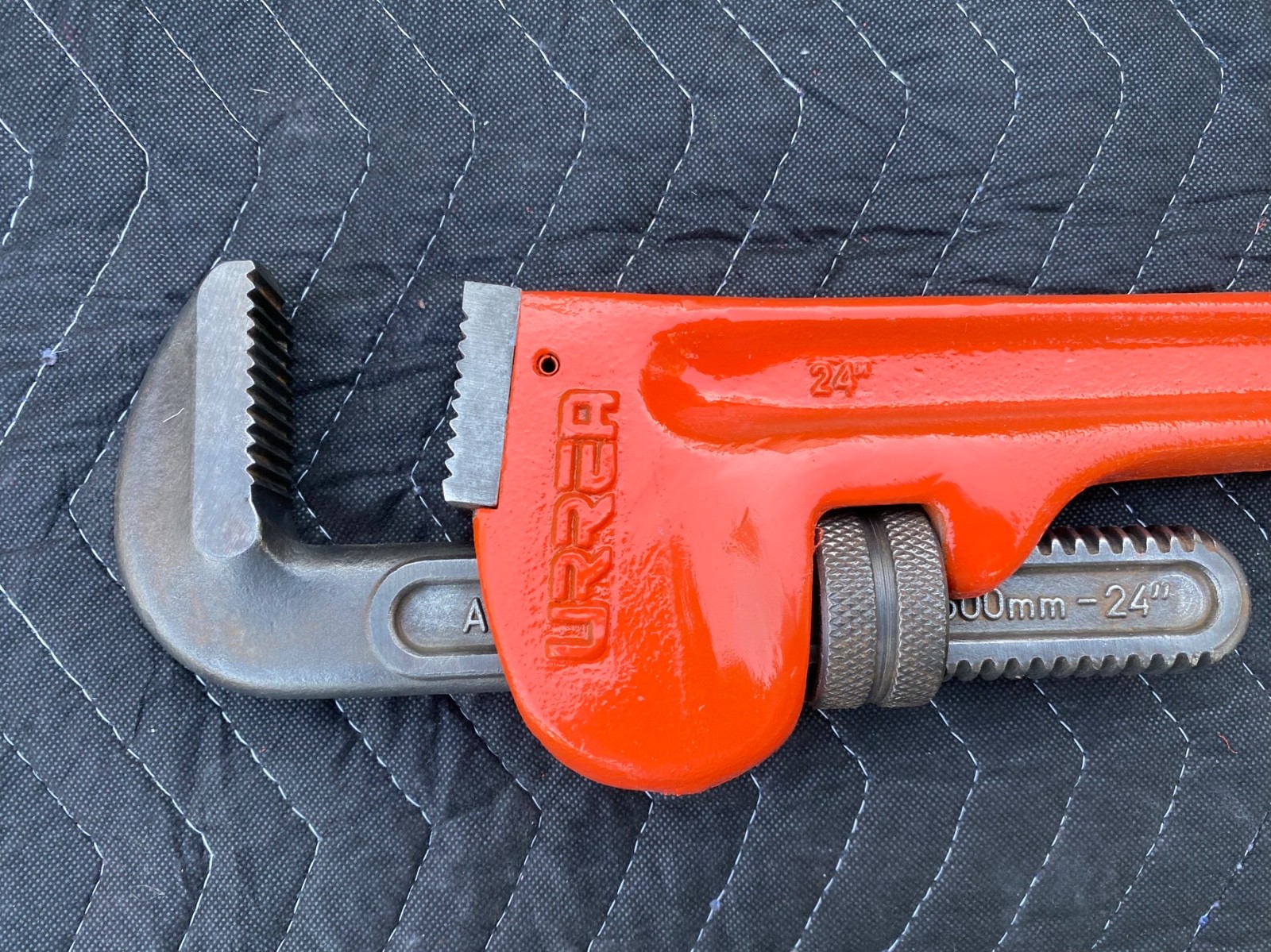 URREA 24” Cast Iron Pipe Wrench, Made in Spain