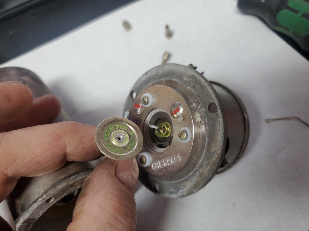 1960s US vintage UHF missile transmitter part with JHS-5876-triode (NG) 8133365