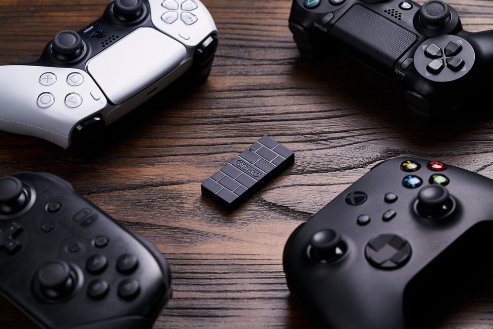 Lightweight USB Wireless Adapter 2 - Seamless Connection for Consoles & PCs