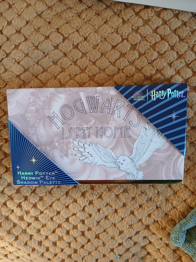 Harry Potter Gift Bundle, Bath collection set, Box, Makeup, Backpack.