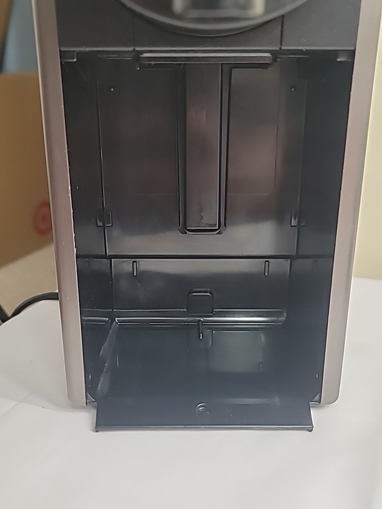 Nespresso Pixie Type C60 Coffee Espresso Machine