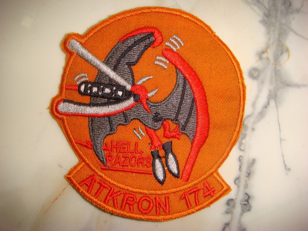 US NAVY ATKRON 174 FIGHTER SQUADRON VA-174 HELLRAZORS PATCH