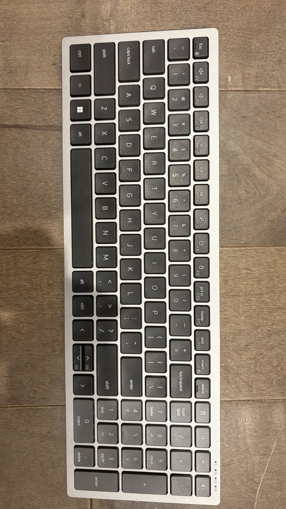 DELL Wireless Multi Device Keyboard AND Mouse