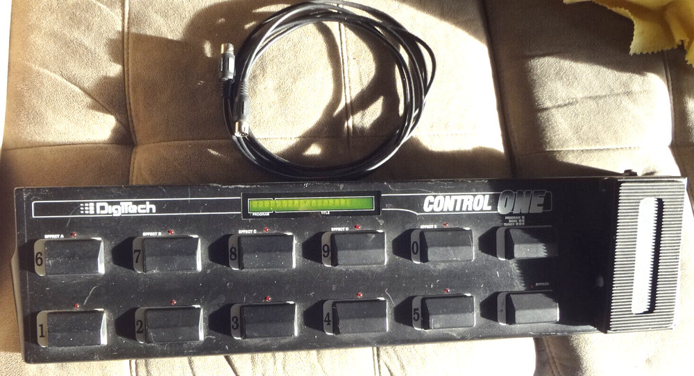 DIGITECH FC-1 FOOT CONTROLLER