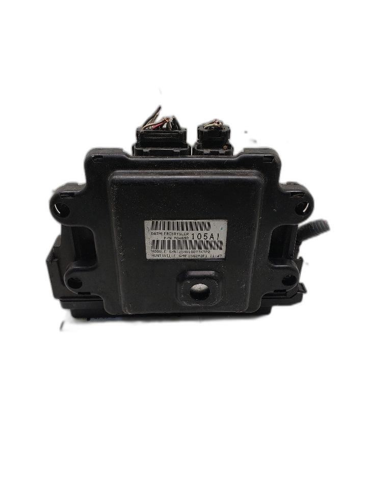 Engine ECM Power Supply Includes Fuse Box Junction Box Fits 2007 COMMANDER OEM