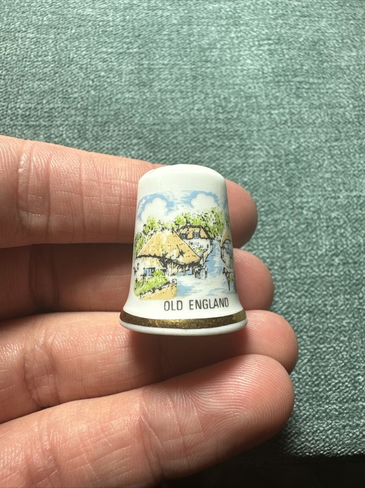 Vintage Bone China Thimble