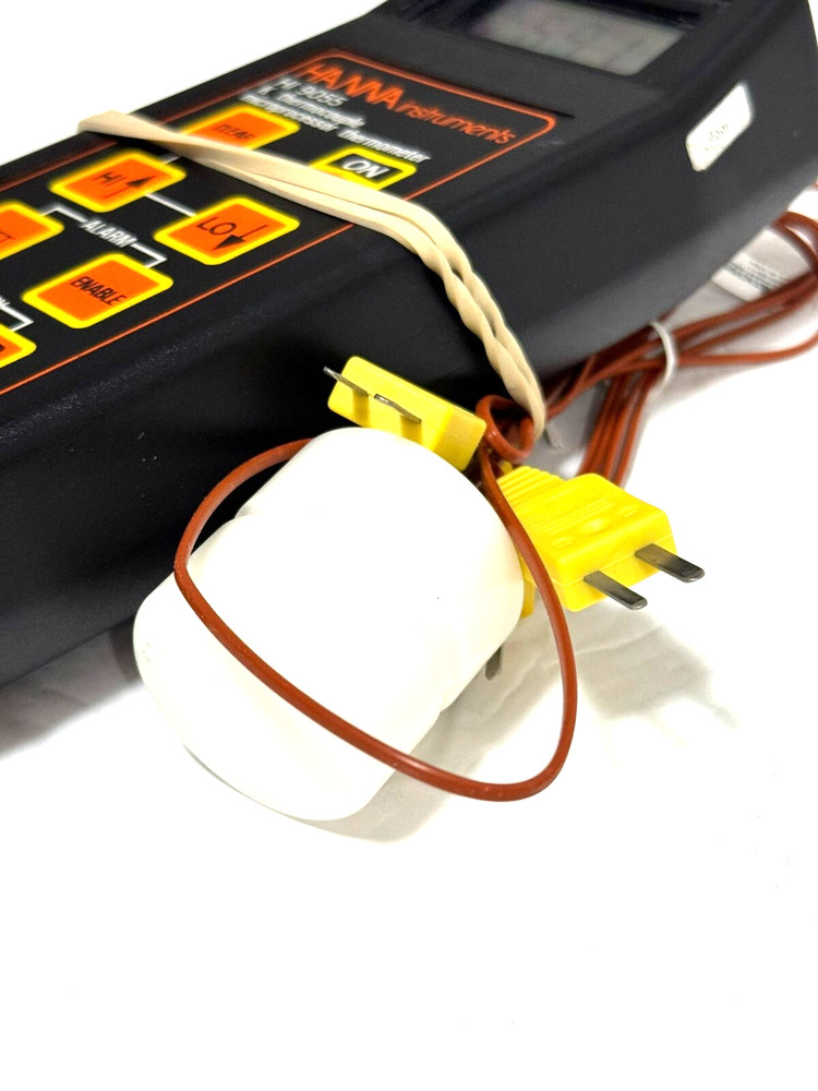 HANNA INSTRUMENTS HI 9055 Thermocouple Microprocessor Thermometer