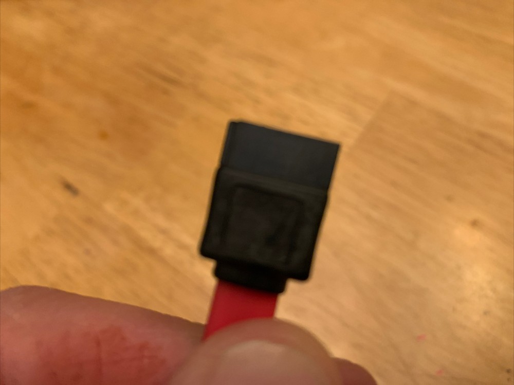 13” Serial ATA Connector Cable New Red