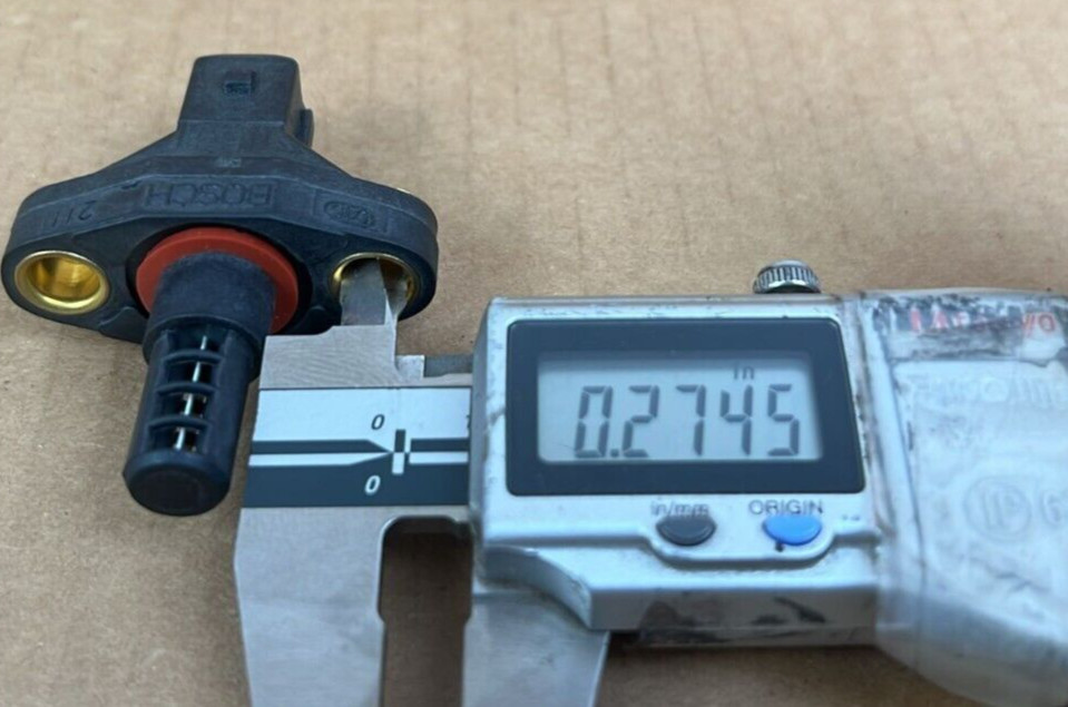 Bosch Temperature Sensor P/N 0538009203
