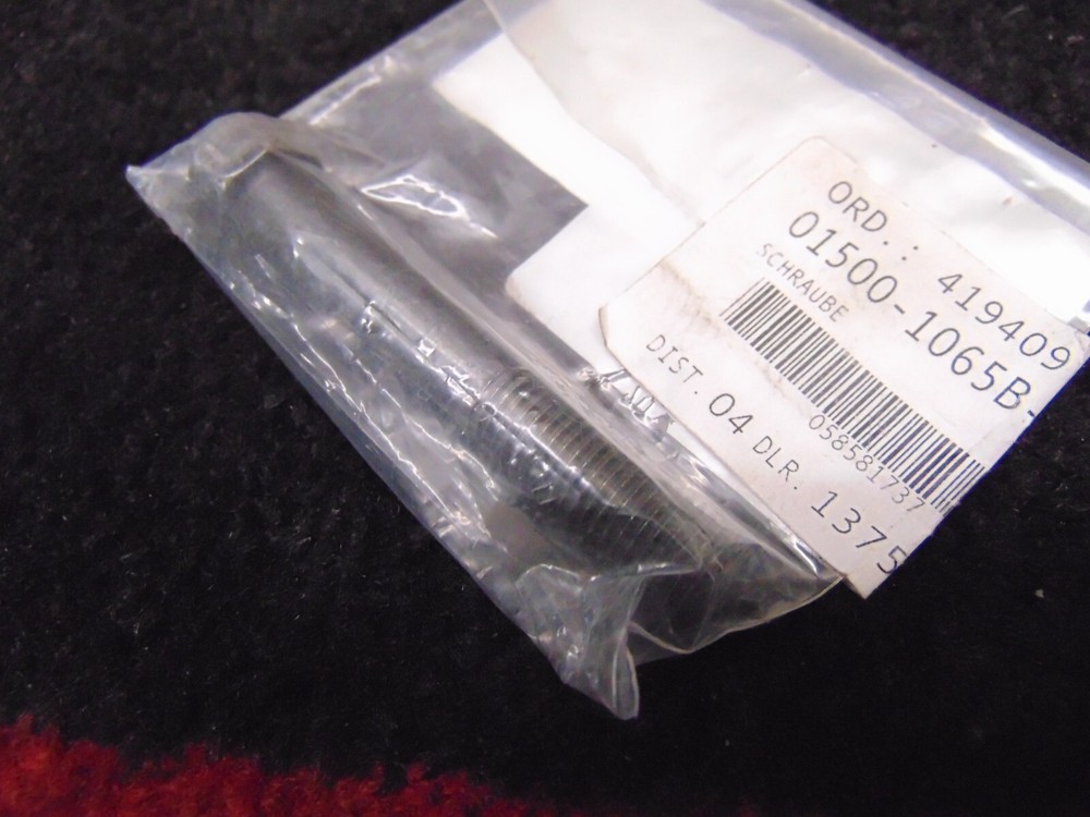 GENUINE SUZUKI BOLT 0155001065B