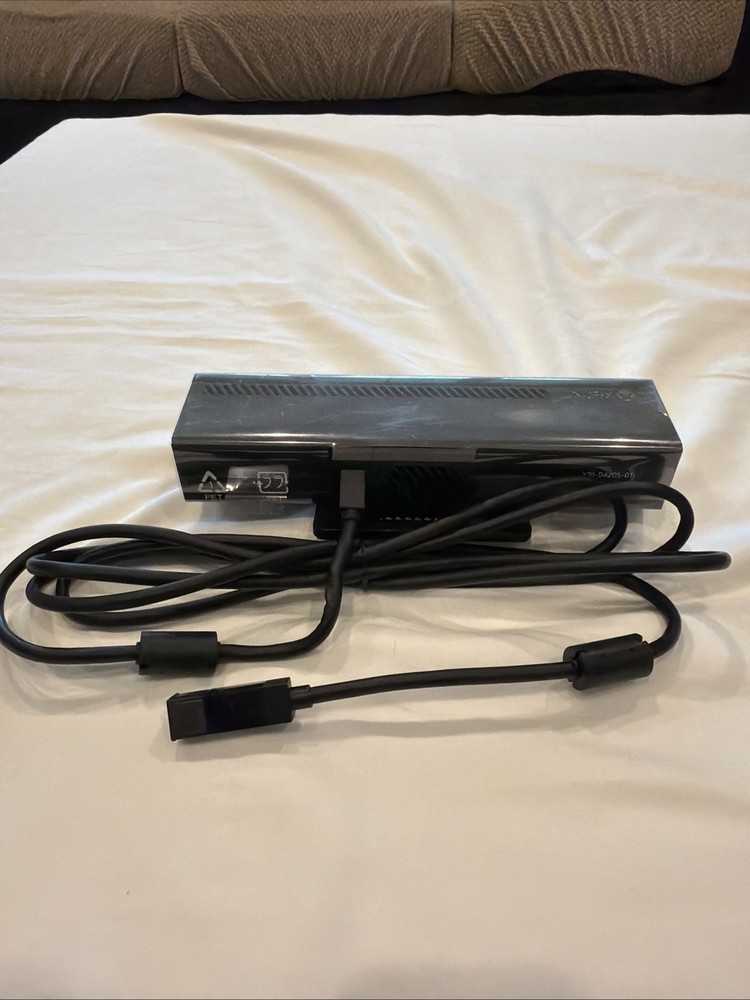 NEW! Microsoft Xbox One Model 1520 Kinect Motion Sensor Black Works! Free 📦!