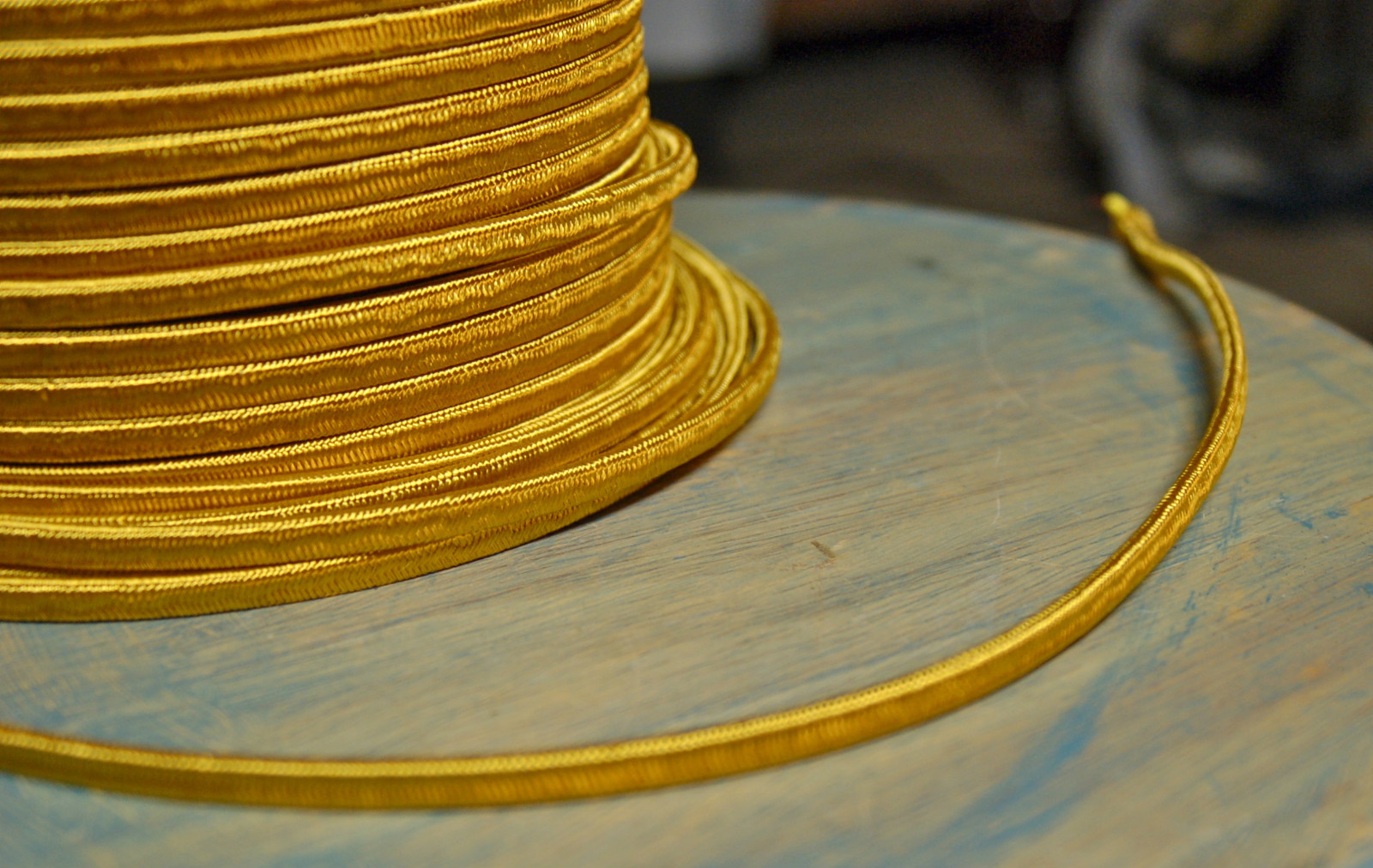 Gold 2-Wire Cloth Covered Cord, 18ga. Vintage Style Lamps, Antique Lights, Rayon