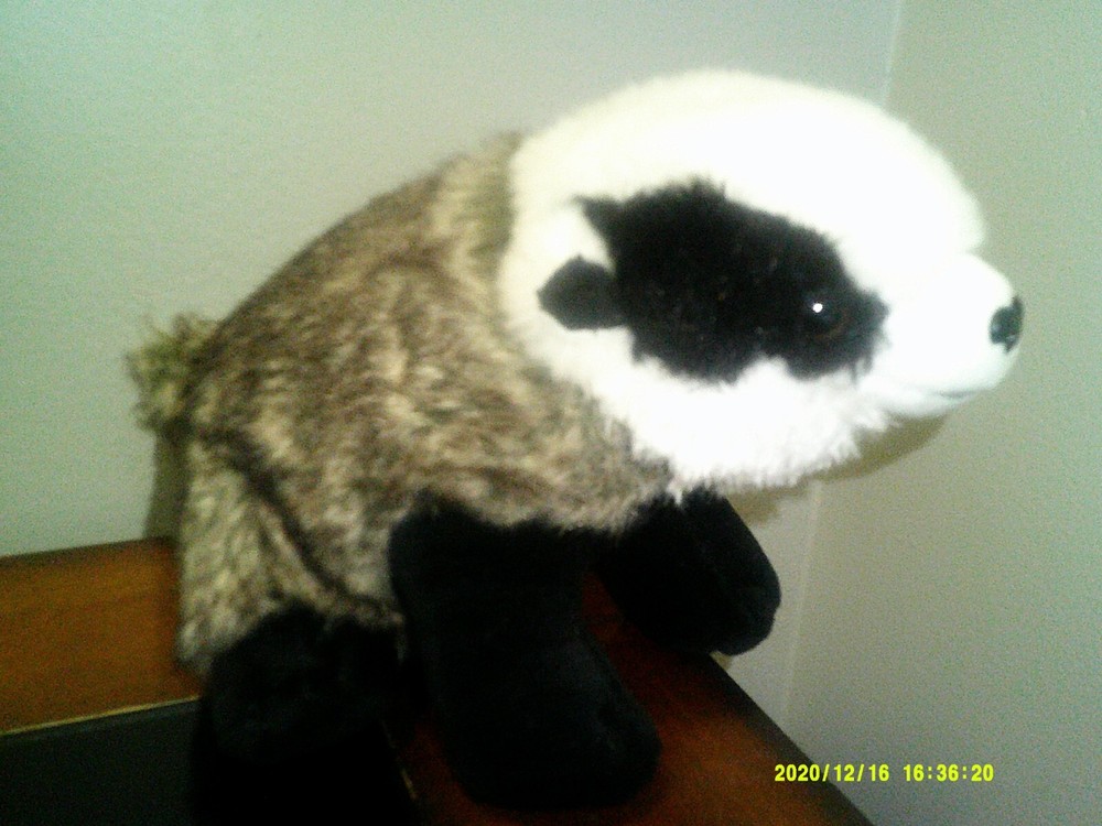 Harry Potter "Huffle Puff" Plush Bager 9" Clean