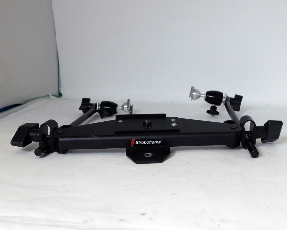 Stroboframe LP Macro Bracket Dual Flashes Vintage Used