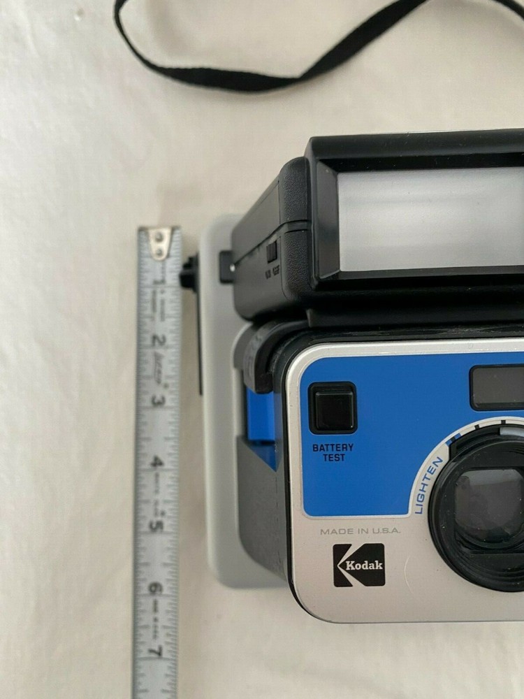 Vintage The Kodak Handle  with ITT MagicFlash attachment