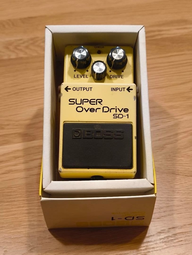 BOSS SUPER OVERDRIVE SD-1 902885