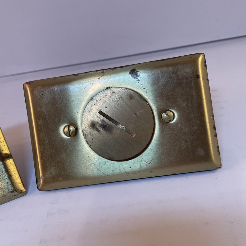 Antique Solid Brass SWITCH/PLUG PLATES with round center