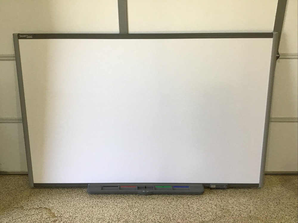 SMART Board SB685 87" Interactive Whiteboard