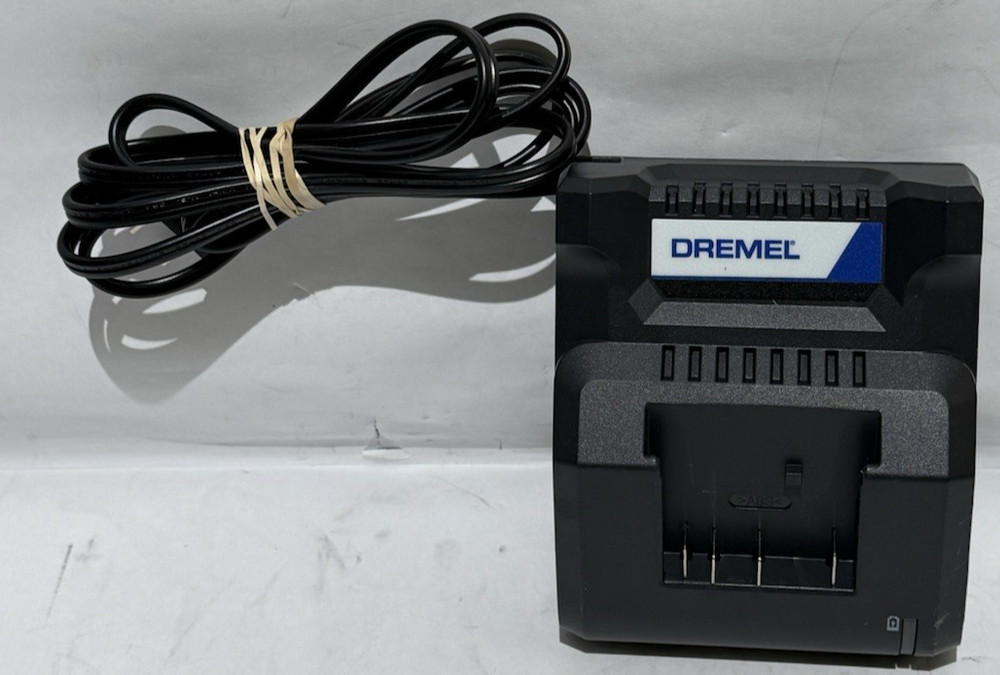 Dremel US20V 20V Max Cordless Compact Saw Kit