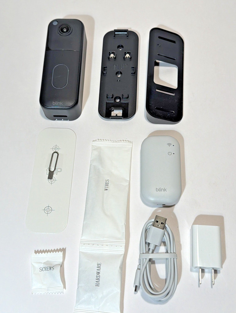 Blink Wireless Video Doorbell 2nd Gen + Sync Module Core - System (black)