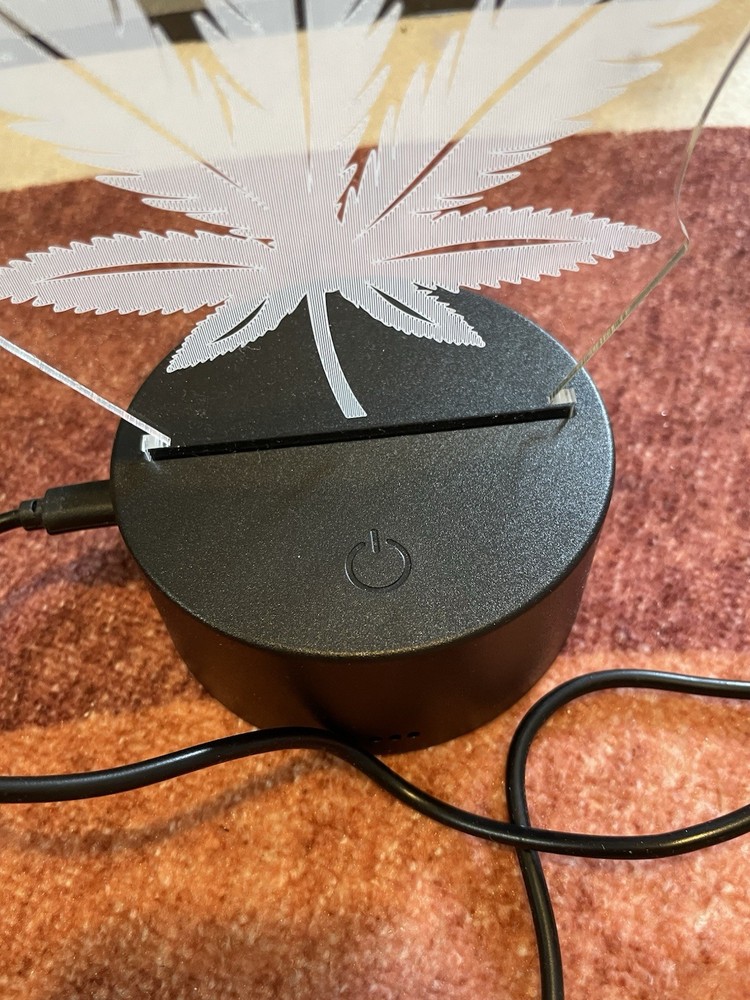 420 Leaf 3D LED Table Lamp/Night Light