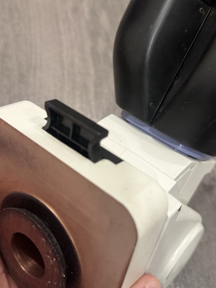 Nikon Microscope Y-TEX Ergonomic Tilting Telescoping Eclipse Binocular Head