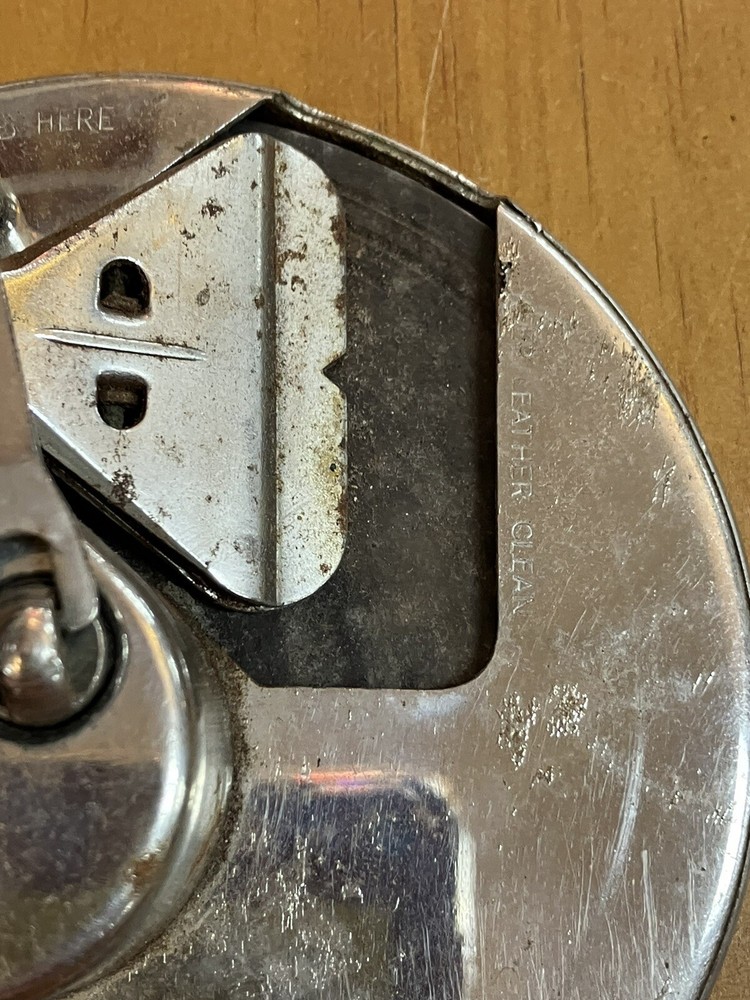 Kriss Kross Blade Razor Sharpener Vintage Stropper Tool