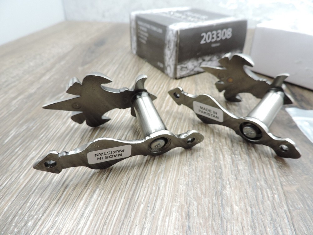 Fleur Sword Hanger Pair #203308
